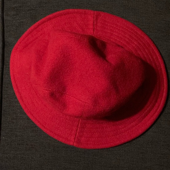 Banana Republic Wool Hat Size Medium / Large - Picture 1 of 4